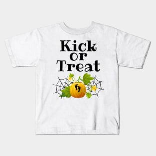 Kick or treat Halloween Pregnancy Kids T-Shirt